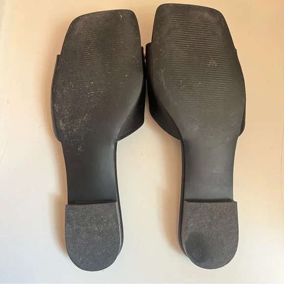 Steven Madden Veda Diamond Bow Flat Sandals Black Satin - Picture 6 of 6